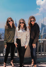 Load image into Gallery viewer, Silk button up top